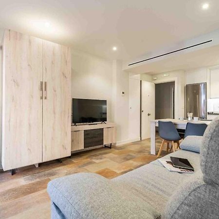 Apartamentos Dr28 A 250 M De La Playa Фуeнхирола Екстериор снимка