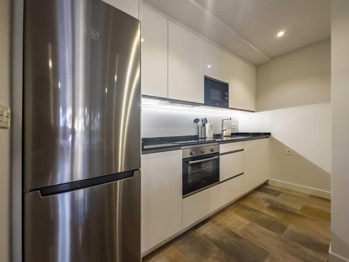 Apartamentos Dr28 A 250 M De La Playa Фуeнхирола Екстериор снимка