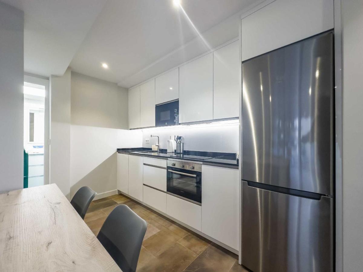 Apartamentos Dr28 A 250 M De La Playa Фуeнхирола Екстериор снимка