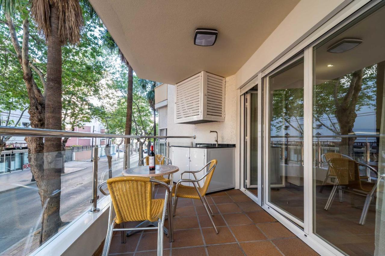 Apartamentos Dr28 A 250 M De La Playa Фуeнхирола Екстериор снимка