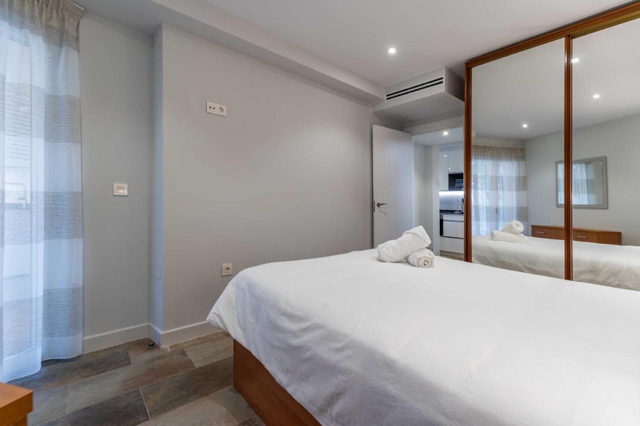 Apartamentos Dr28 A 250 M De La Playa Фуeнхирола Екстериор снимка