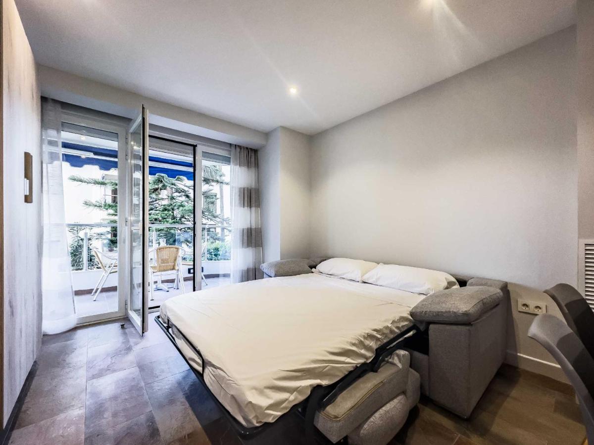 Apartamentos Dr28 A 250 M De La Playa Фуeнхирола Екстериор снимка