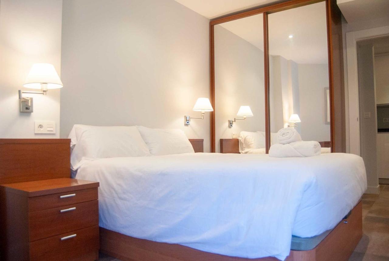Apartamentos Dr28 A 250 M De La Playa Фуeнхирола Екстериор снимка